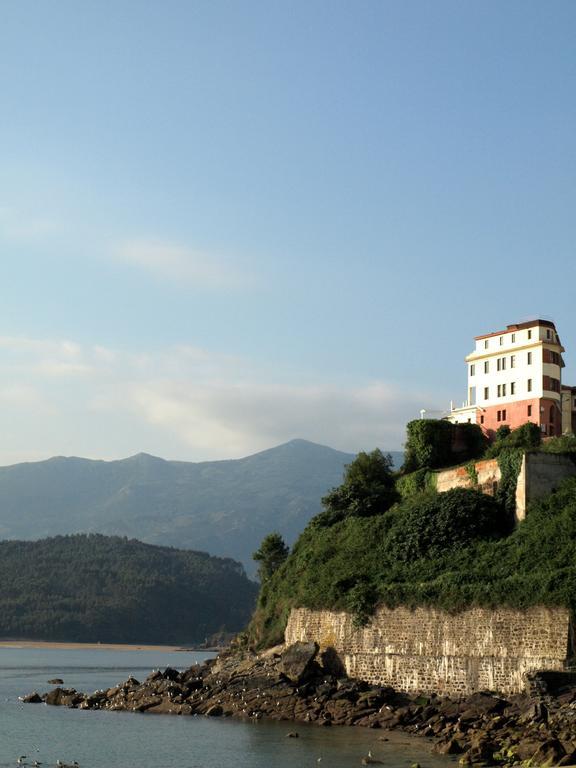 Hotel Lastres Miramar ภายนอก รูปภาพ